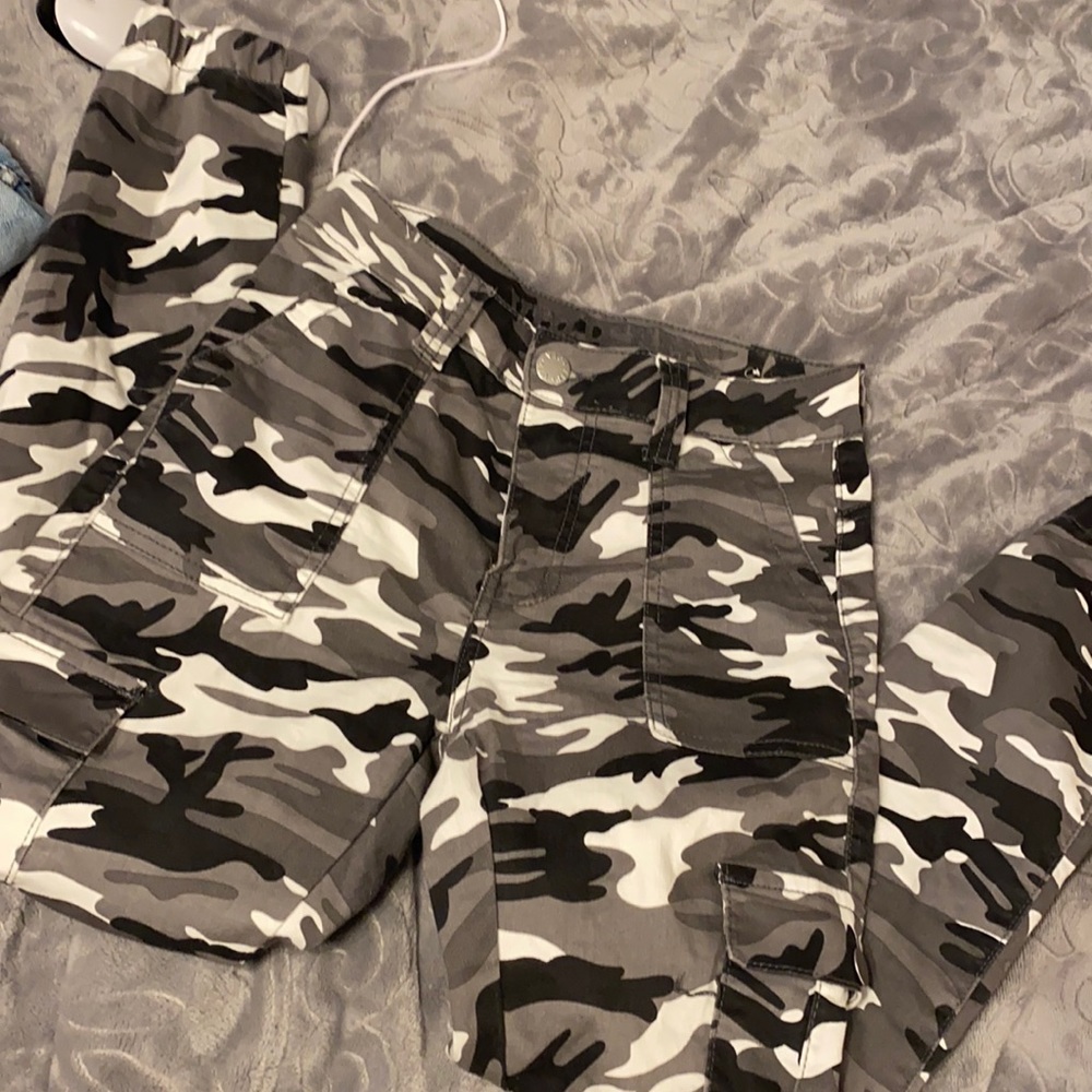 Camo pants